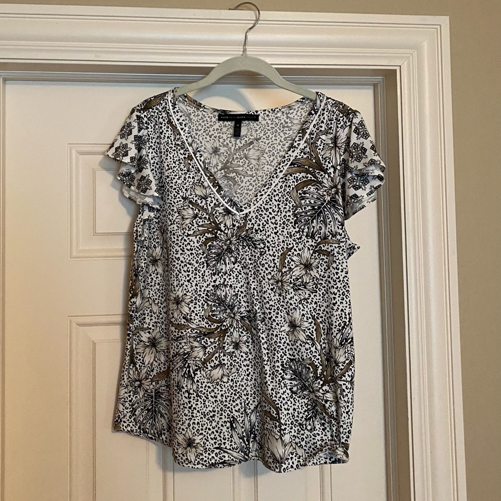 White House Black Market Top Medium